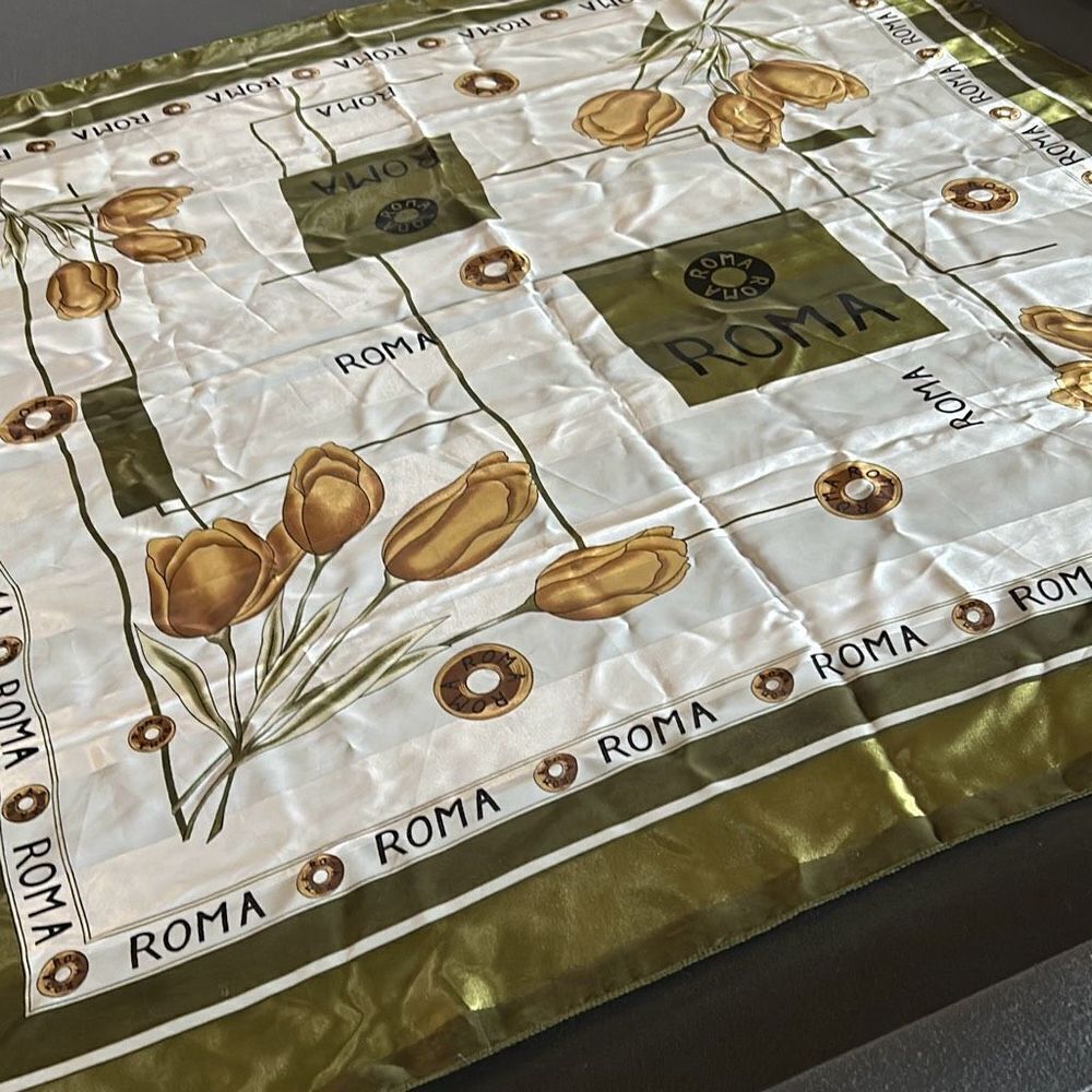 Tulip Roma Scarf